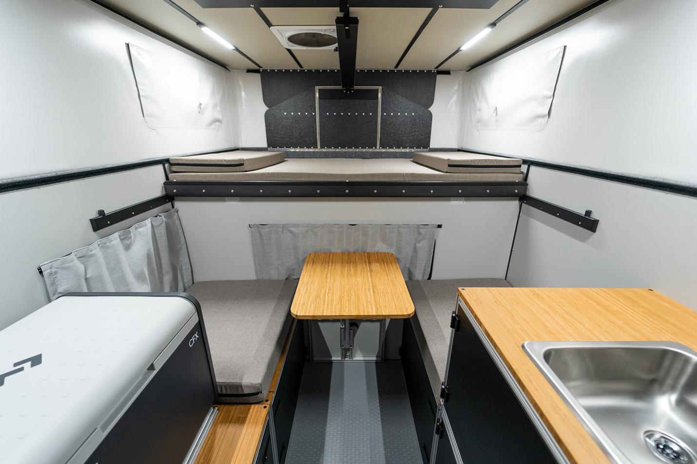 four-wheel-campers_campout_black_rock